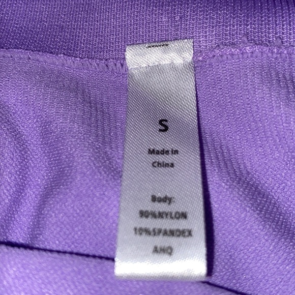 Purple  athletic leggings - Picture 5 of 5